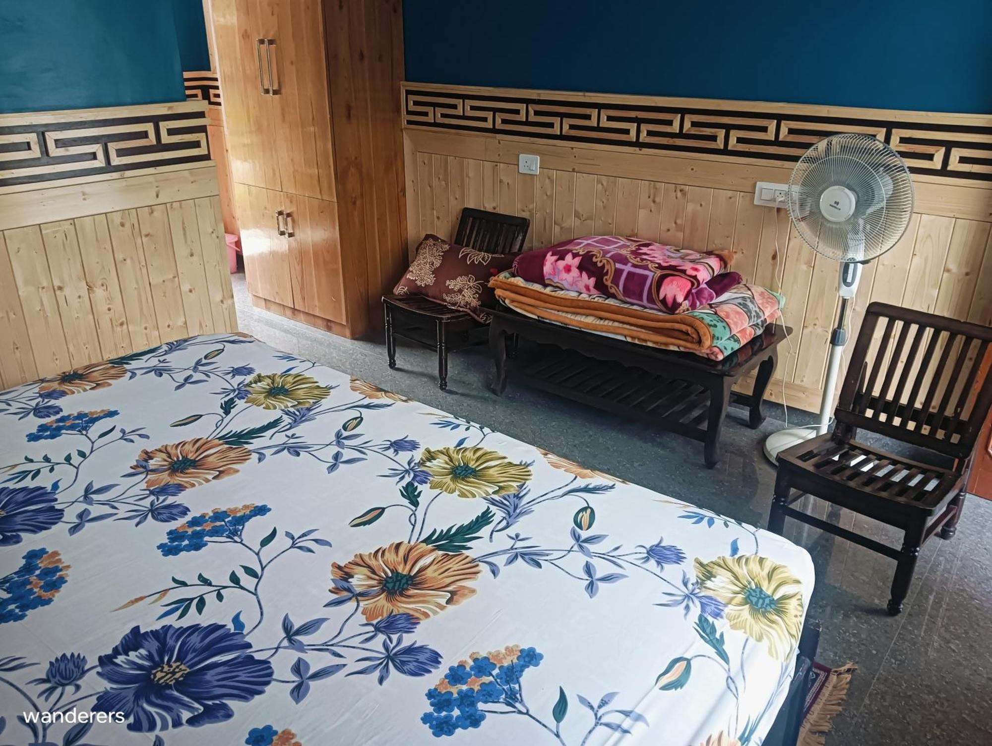 Wanderers Homestay -All Mountain Facing Rooms Kalpa Ngoại thất bức ảnh